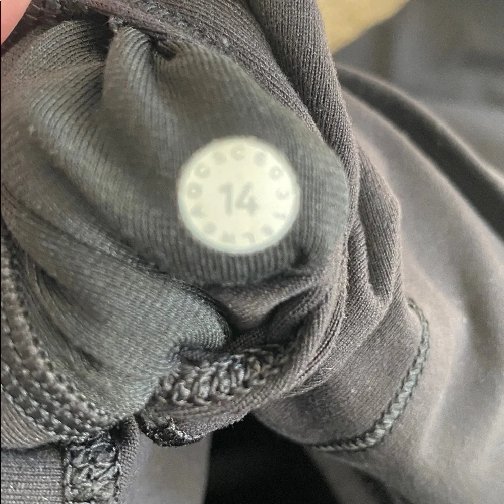 21” high rise crop wunder under full on luon leggings - Picture 3 of 4